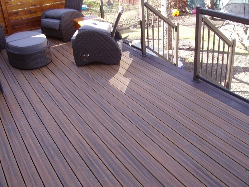 trex deck (800x600)